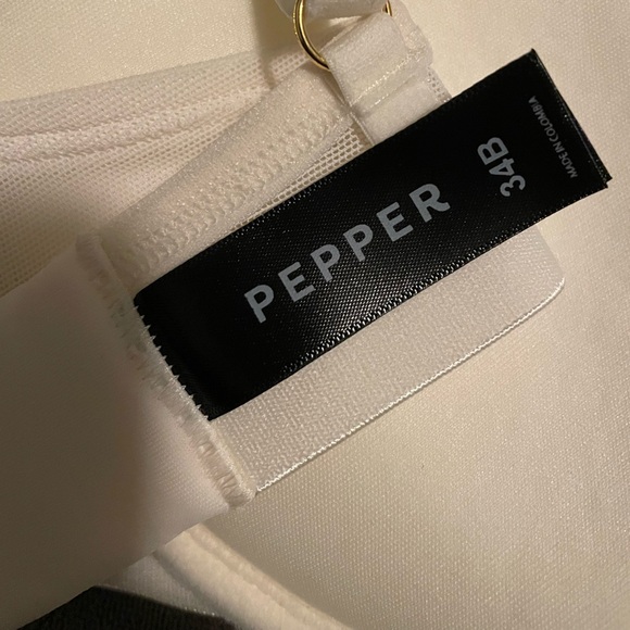 NWOT - Pepper Lift Up Bra - 34B Ecru - Picture 3 of 5
